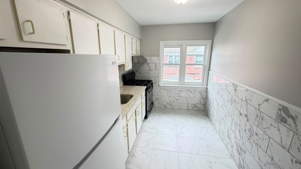 Apartment 199th Street Queens, NY 11366, MLS-RD5689-8