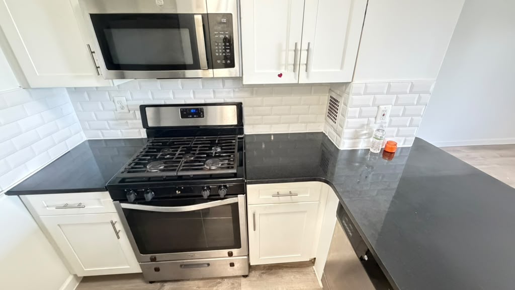 Apartment Bell Blvd  Queens, NY 11360, MLS-RD5692-3