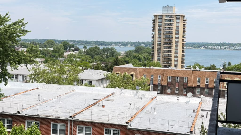 Apartment Bell Blvd  Queens, NY 11360, MLS-RD5692-19
