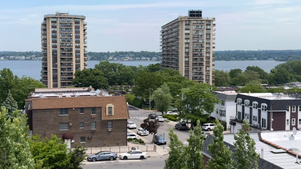 Apartment Bell Blvd  Queens, NY 11360, MLS-RD5693-5