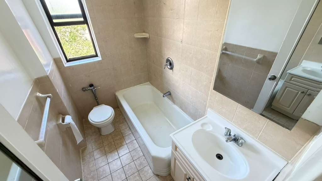 Apartment 66th Avenue Queens, NY 11374, MLS-RD5702-5