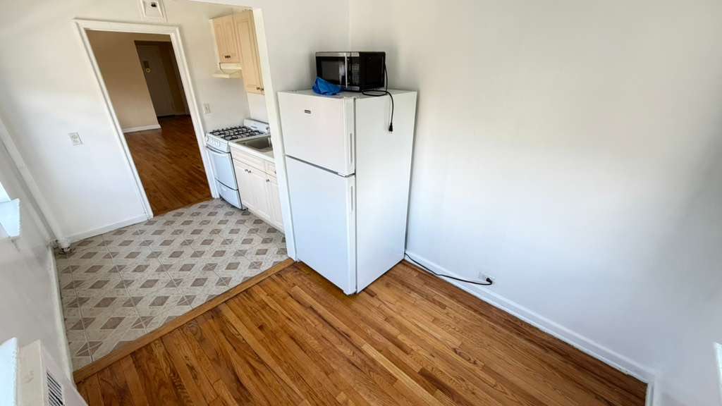 Apartment 66th Avenue Queens, NY 11374, MLS-RD5702-18
