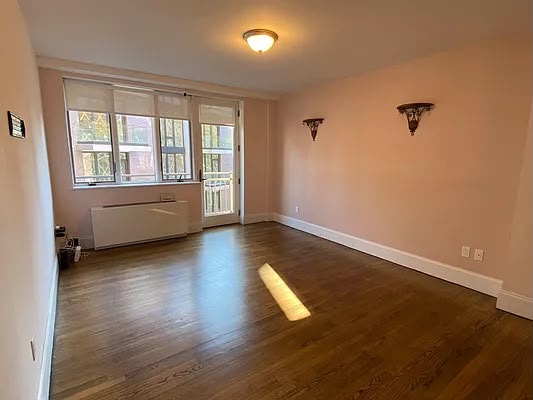 Apartment Curzon Road Queens, NY 11415, MLS-RD5704-17