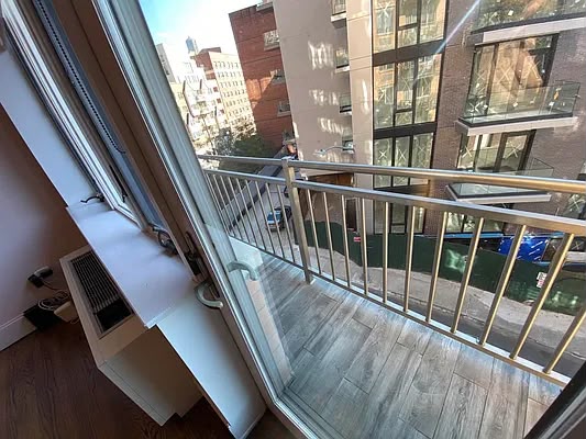Apartment Curzon Road Queens, NY 11415, MLS-RD5704-19