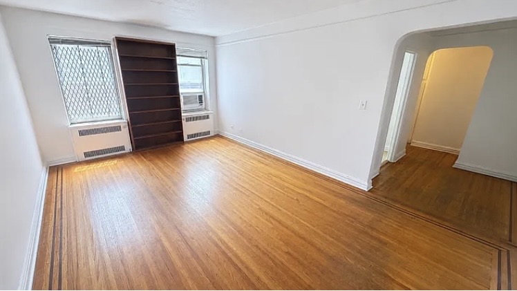  Saunders Street  Queens, NY 11374, MLS-RD5706-3