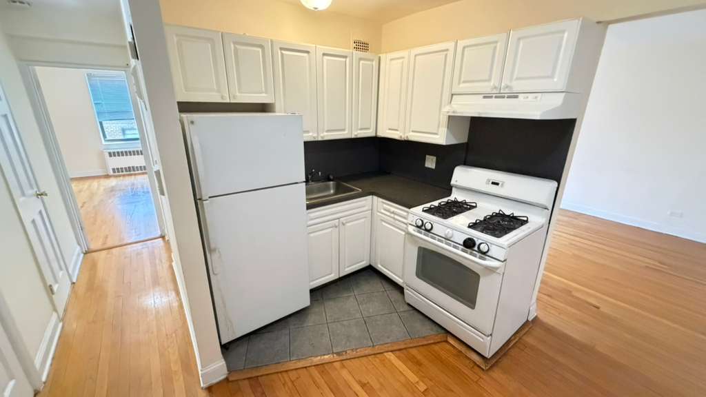 Apartment 77th Street  Queens, NY 11372, MLS-RD5711-4