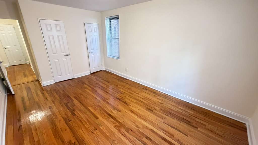 Apartment 77th Street Queens, NY 11372, MLS-RD5712-17
