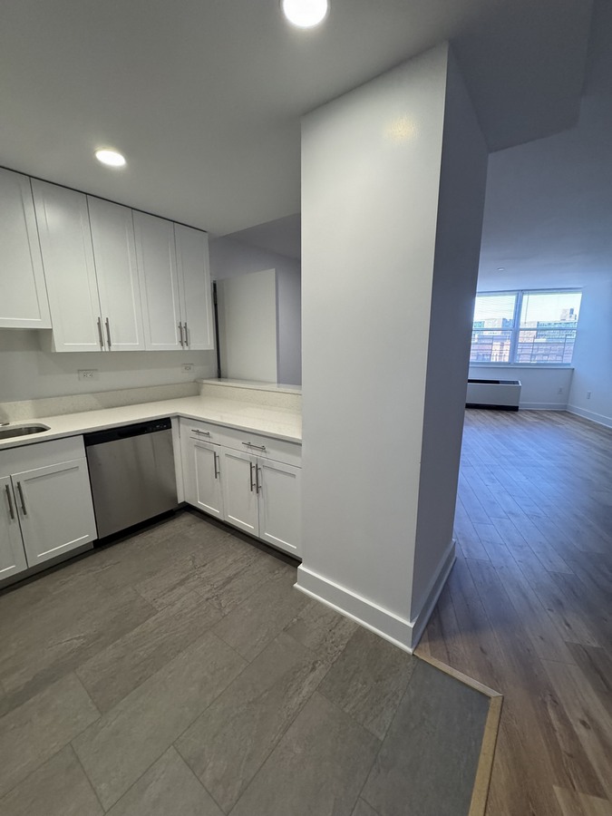 Apartment Queens Blvd Queens, NY 11374, MLS-RD5729-2