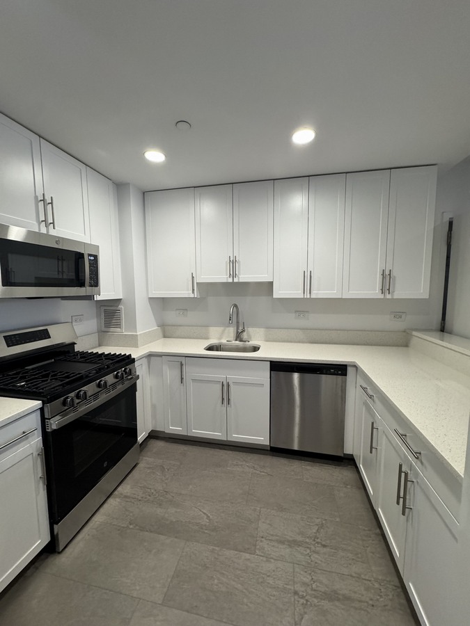 Apartment Queens Blvd Queens, NY 11374, MLS-RD5729-3