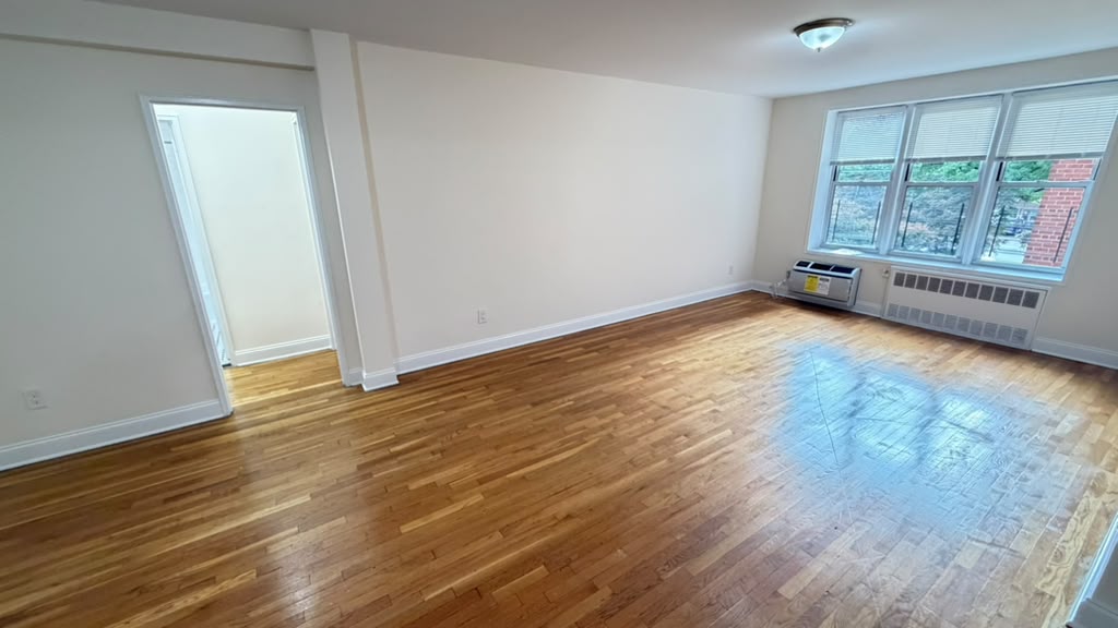 Apartment 150th Street  Queens, NY 11367, MLS-RD5732-5