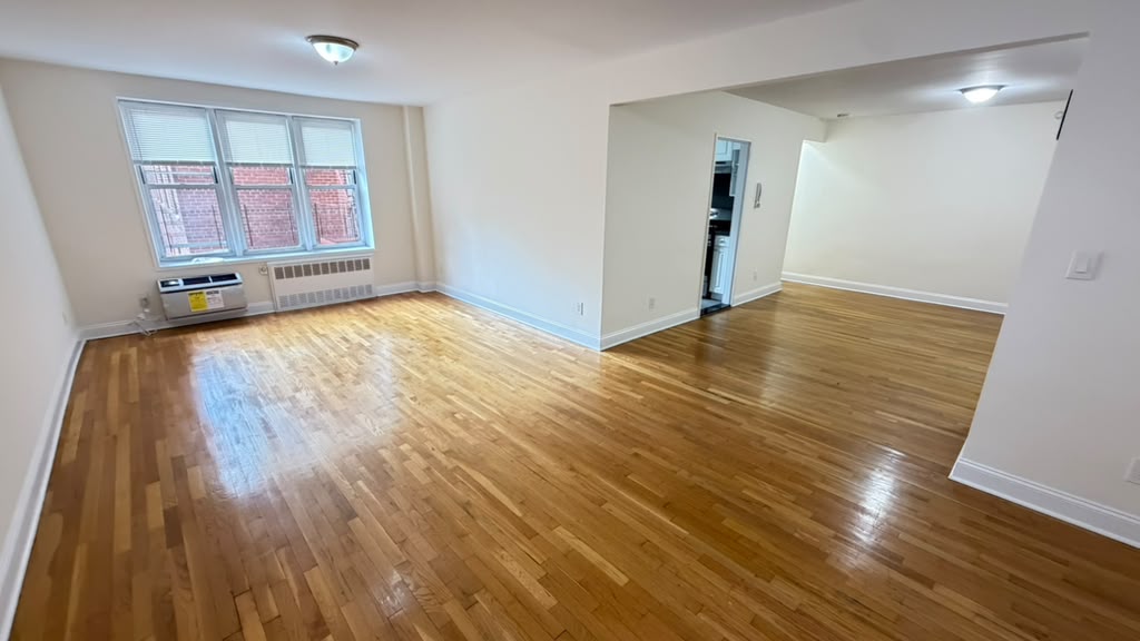 Apartment 150th Street  Queens, NY 11367, MLS-RD5732-7
