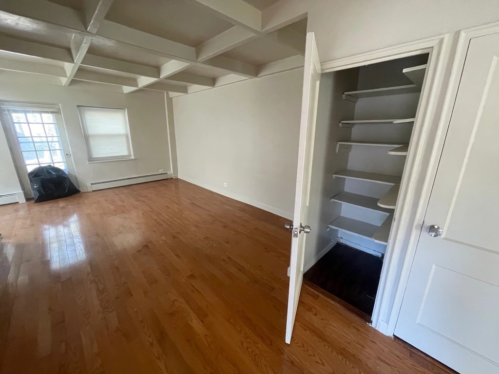 Apartment Village Road  Queens, NY 11435, MLS-RD5733-12