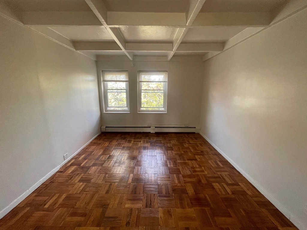 Apartment Village Road  Queens, NY 11435, MLS-RD5733-11