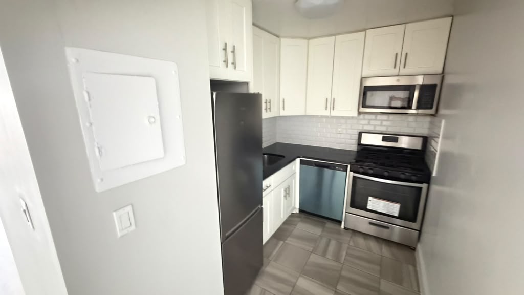 Apartment 34th Avenue Queens, NY 11354, MLS-RD5735-4