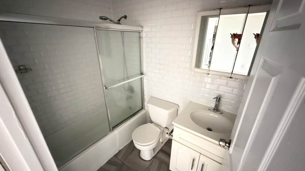 Apartment 34th Avenue Queens, NY 11354, MLS-RD5735-15
