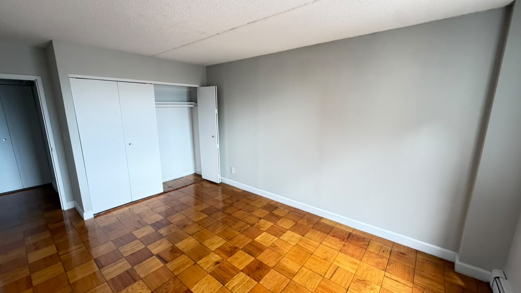 Apartment 34th Avenue Queens, NY 11354, MLS-RD5736-12