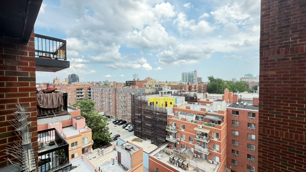 Apartment 34th Avenue Queens, NY 11354, MLS-RD5736-19