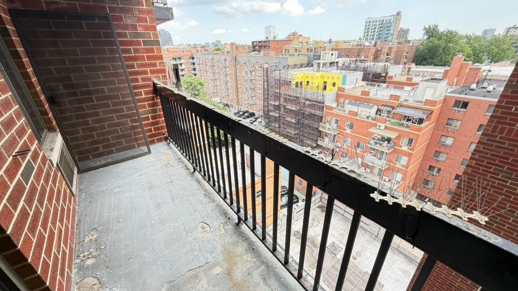 Apartment 34th Avenue  Queens, NY 11354, MLS-RD5736-20