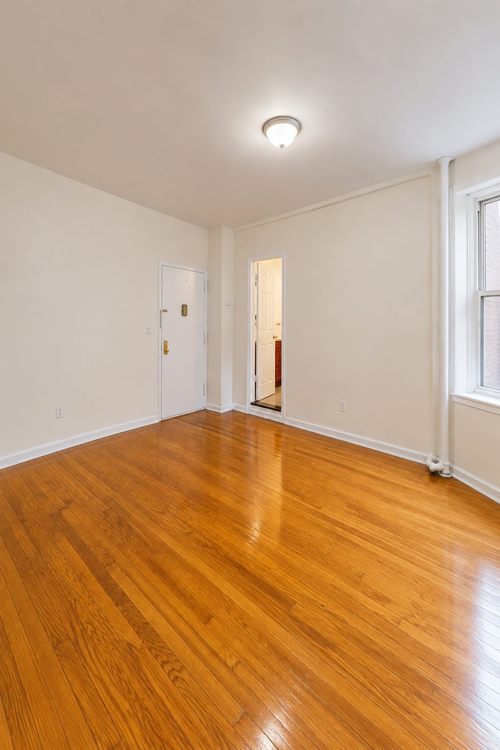 Apartment 71st Street  Manhattan, NY 10023, MLS-RD5740-7