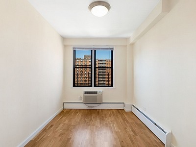 Apartment Horace Harding Expwy Queens, NY 11368, MLS-RD5746-7