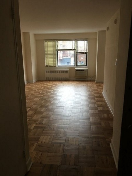 Apartment 67th Avenue  Queens, NY 11374, MLS-RD5747-4