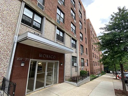 Apartment 67th Drive Queens, NY 11375, MLS-RD5752-17