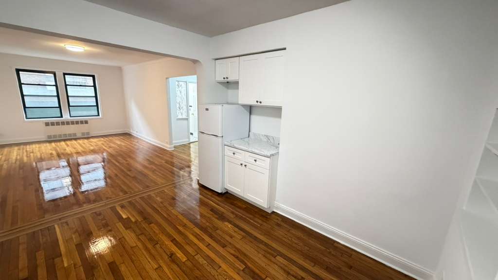 Apartment 63rd Drive Queens, NY 11374, MLS-RD5754-4