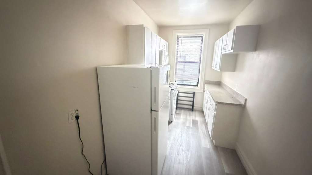 Apartment 35th Avenue Queens, NY 11372, MLS-RD5755-2