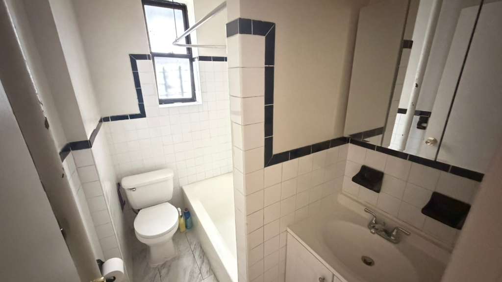 Apartment 35th Avenue Queens, NY 11372, MLS-RD5755-19