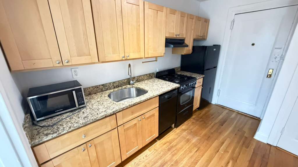 Apartment 113th Street Queens, NY 11375, MLS-RD5756-6