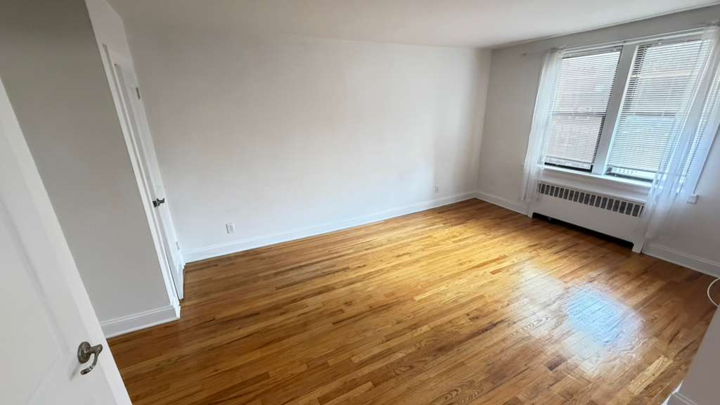 Apartment 113th Street Queens, NY 11375, MLS-RD5756-9