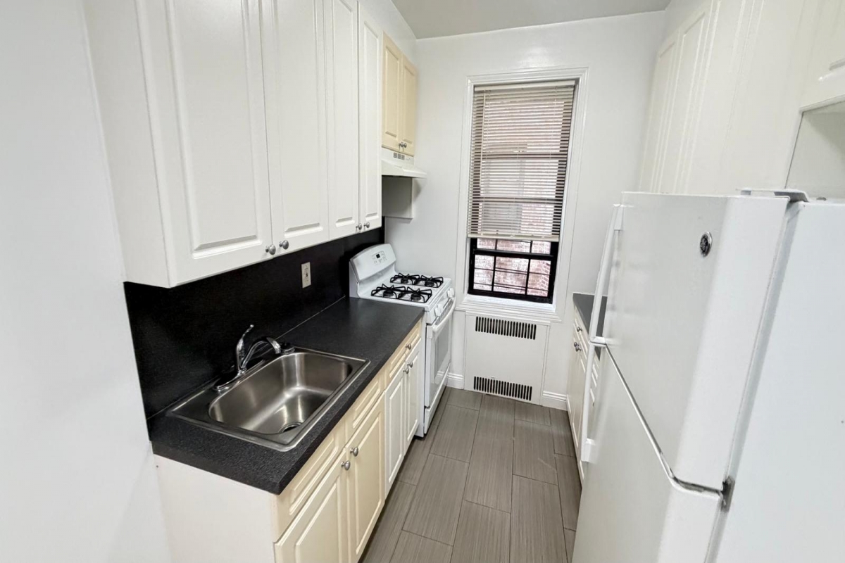 Apartment 167th Street Queens, NY 11358, MLS-RD5767-5