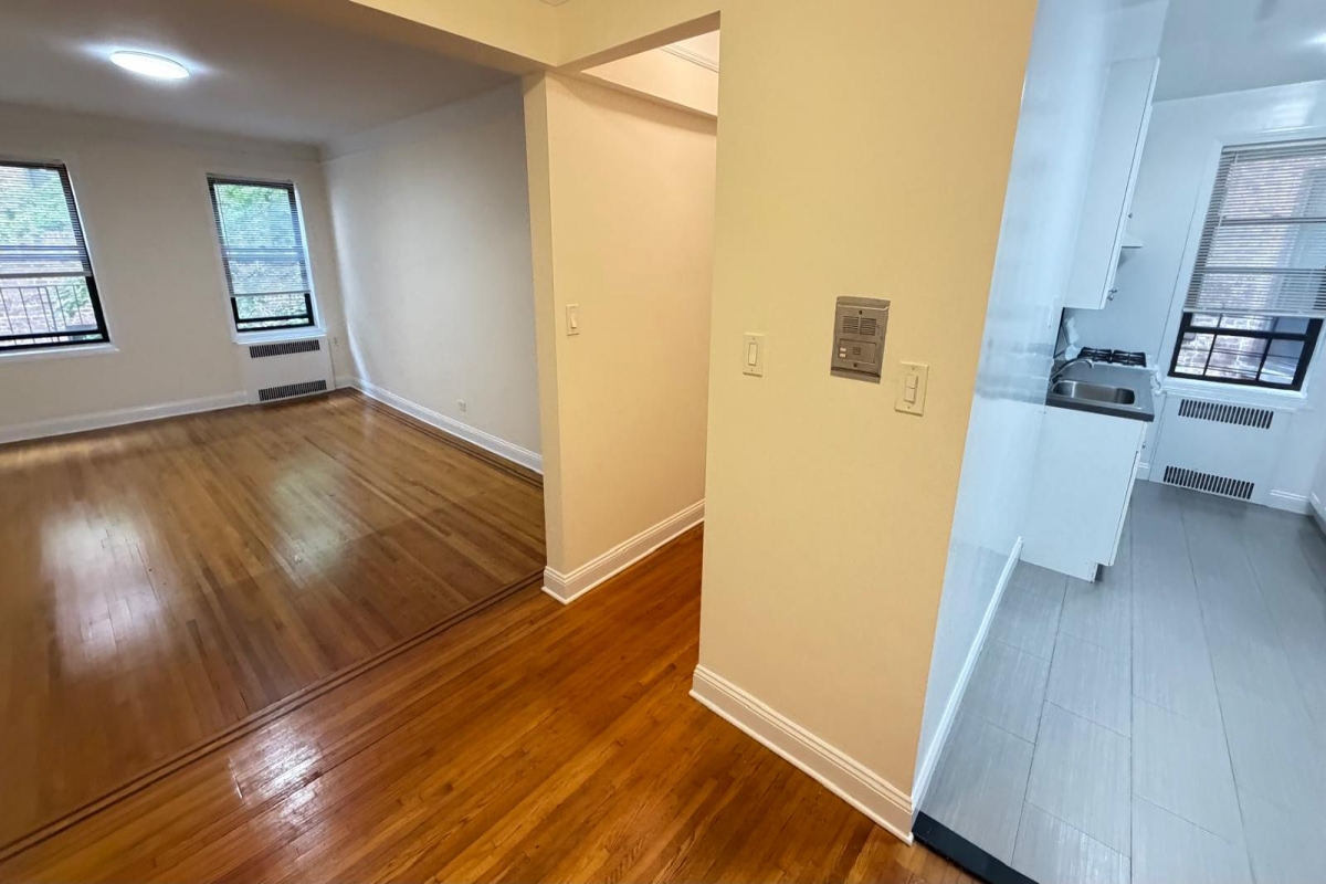Apartment 167th Street Queens, NY 11358, MLS-RD5767-9
