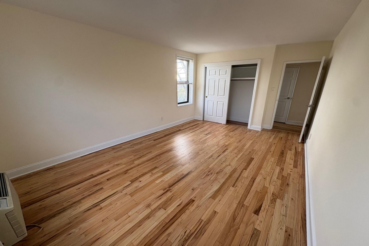 Apartment Ava Place  Queens, NY 11432, MLS-RD5779-5