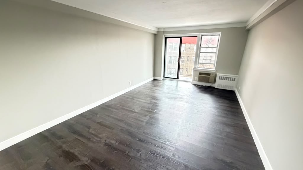 Apartment 118th Street  Queens, NY 11415, MLS-RD5781-20