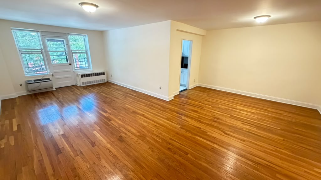 Apartment 150th Street Queens, NY 11367, MLS-RD5786-8