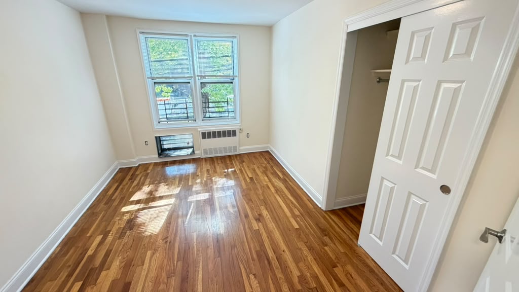 Apartment 150th Street Queens, NY 11367, MLS-RD5786-12
