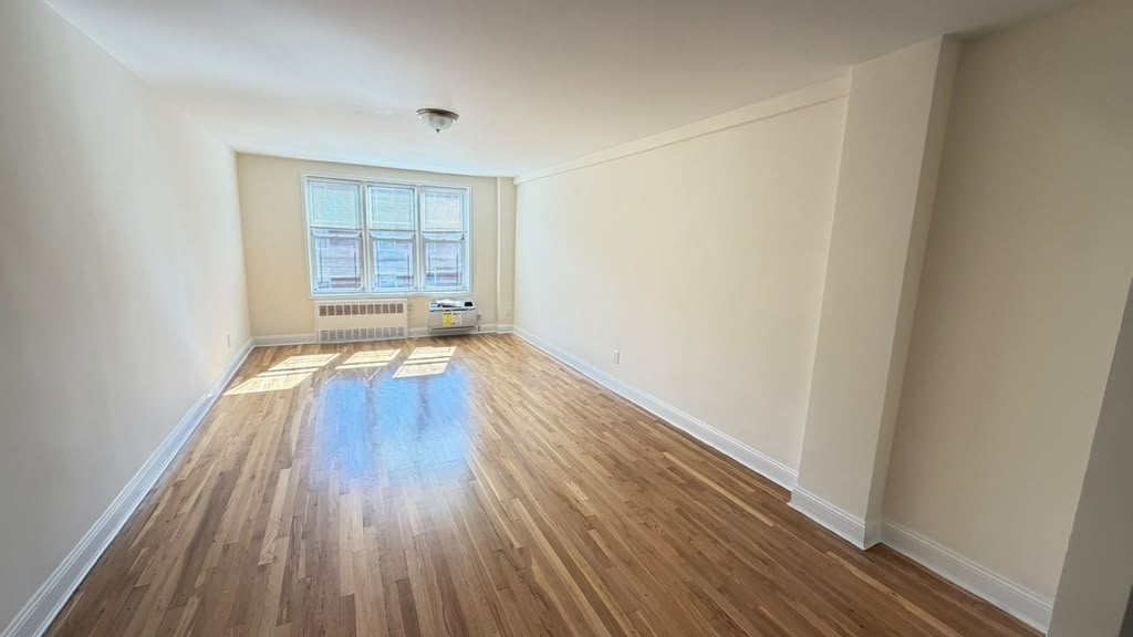 Apartment 150th Street Queens, NY 11367, MLS-RD5788-12