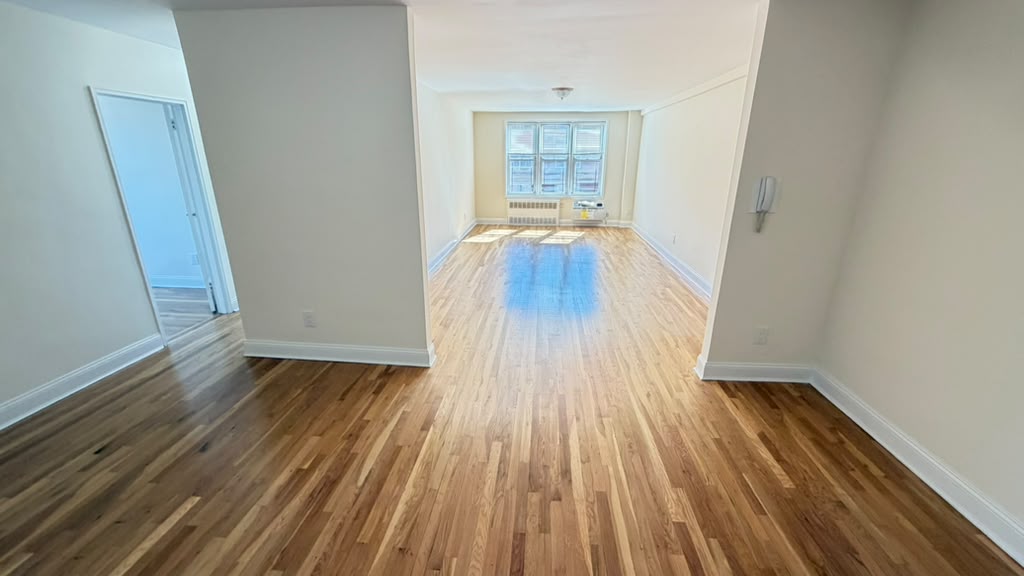 Apartment 150th Street Queens, NY 11367, MLS-RD5788-17