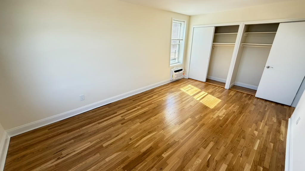 Apartment 150th Street Queens, NY 11367, MLS-RD5788-18