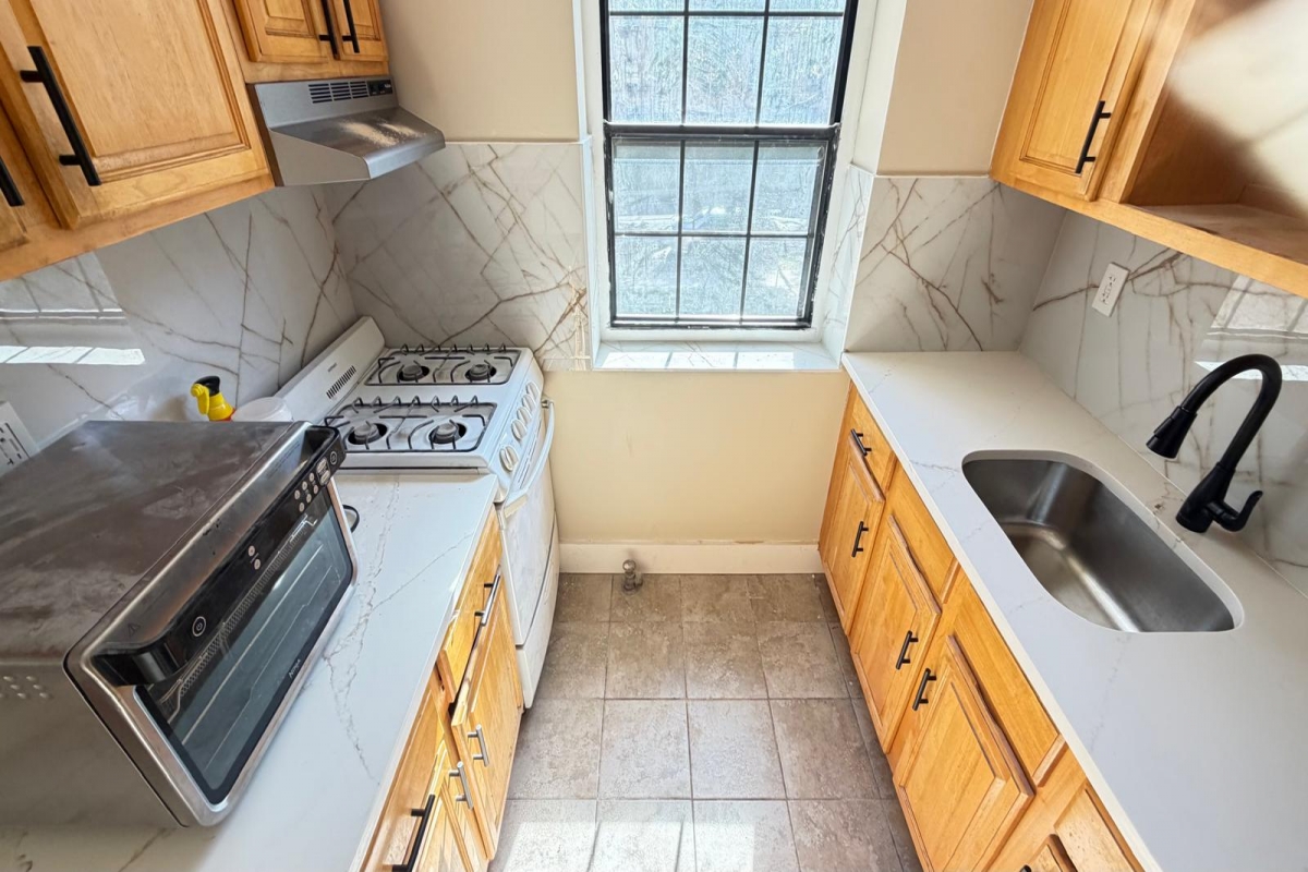 Apartment 79th Avenue Queens, NY 11367, MLS-RD5789-6