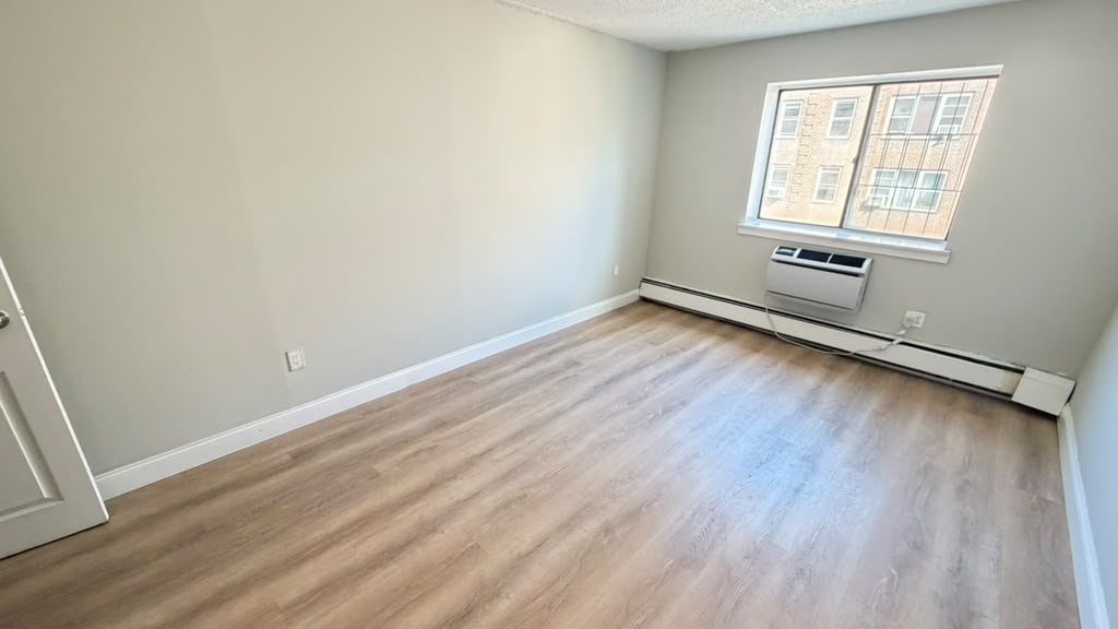 Apartment 98th Place  Queens, NY 11374, MLS-RD5790-18