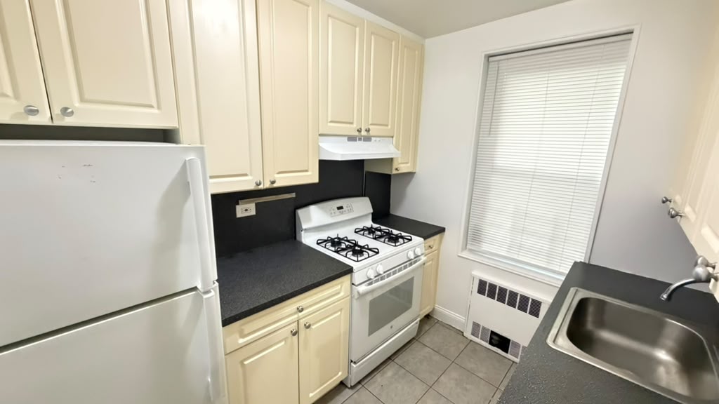 Apartment 77th Street Queens, NY 11372, MLS-RD5791-2