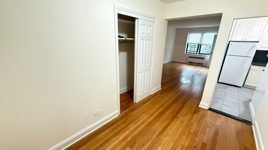 Apartment 77th Street Queens, NY 11372, MLS-RD5791-5