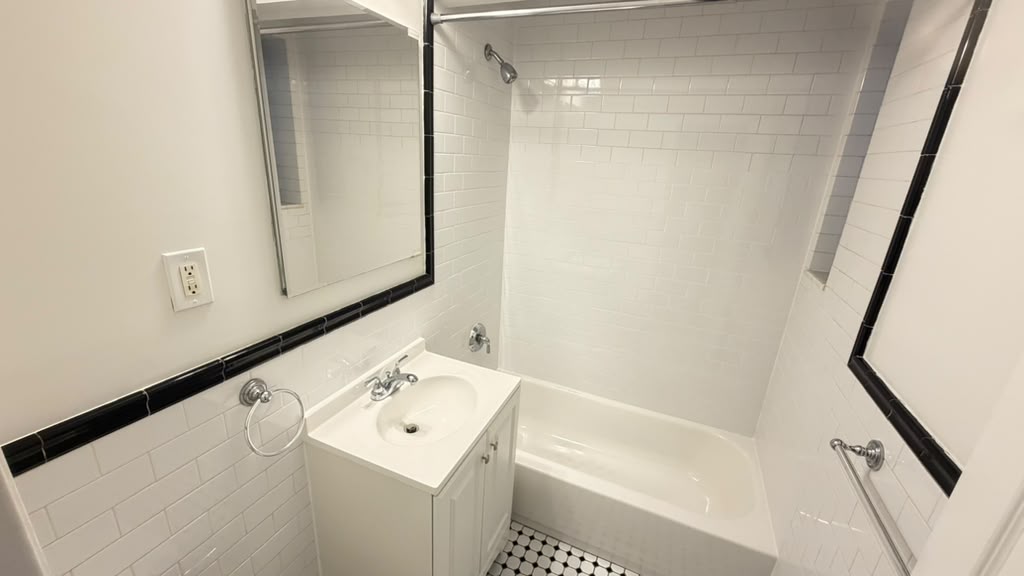 Apartment 77th Street Queens, NY 11372, MLS-RD5791-15
