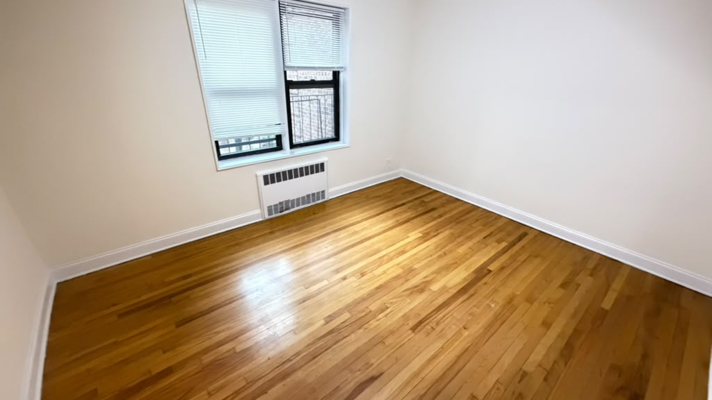 Apartment 77th Street Queens, NY 11372, MLS-RD5791-18