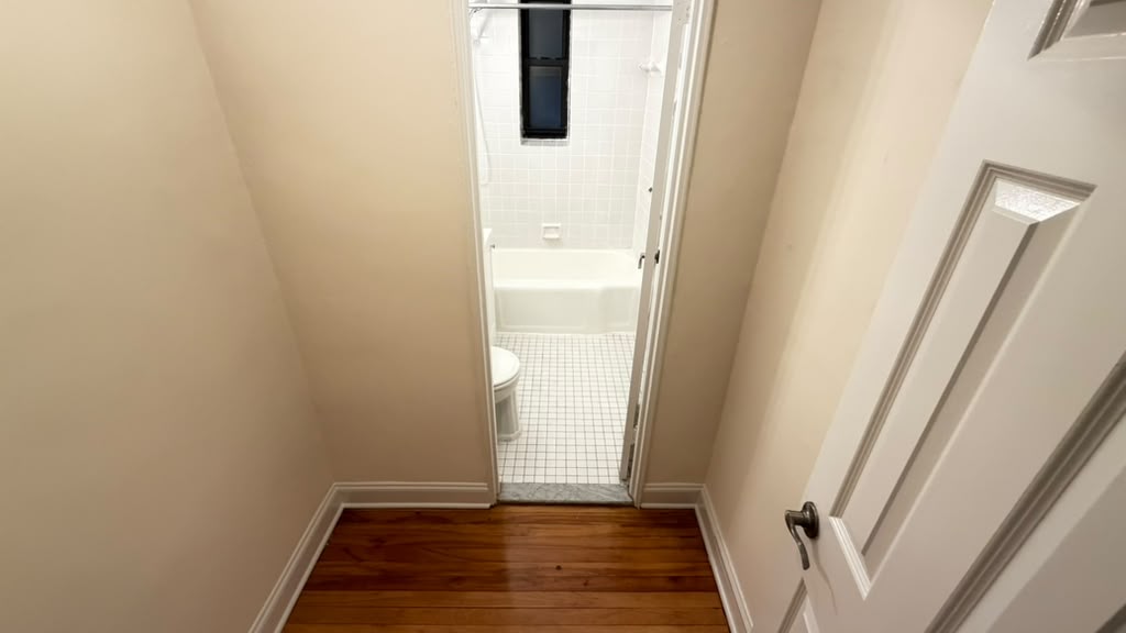 Apartment 77th Street  Queens, NY 11372, MLS-RD5794-15