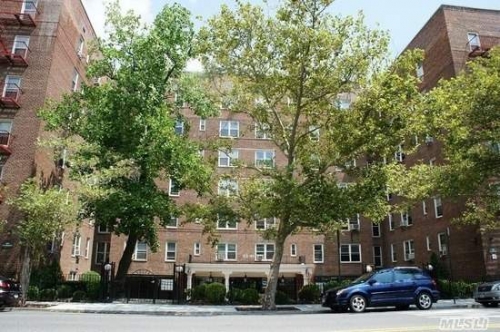 Apartment Yellowstone Blvd  Queens, NY 11375, MLS-RD1041-2