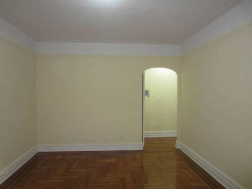 Apartment Bowne Street  Queens, NY 11355, MLS-RD1068-7