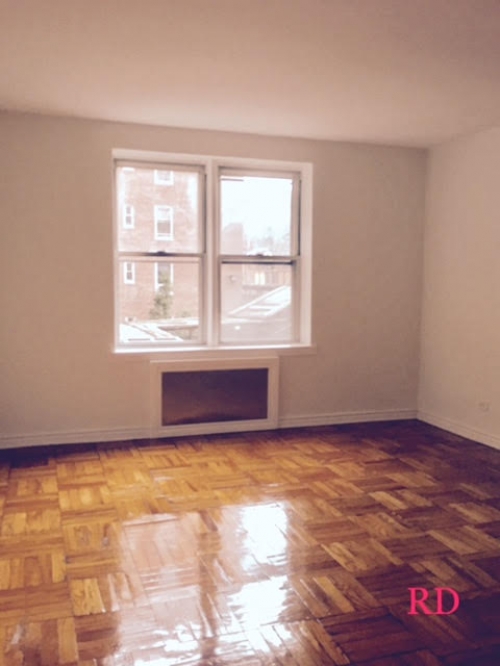 Apartment Yellowstone Blvd  Queens, NY 11375, MLS-RD1072-8
